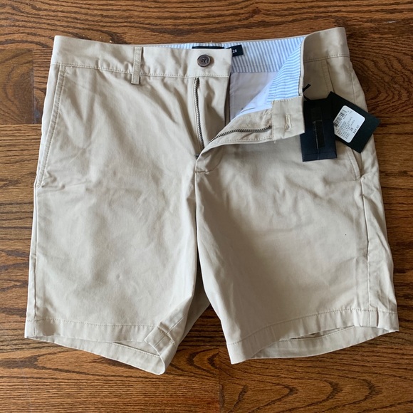 Men’s 7-inch Club Monaco Shorts - Picture 1 of 2